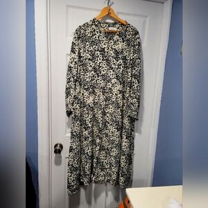 COUCHEL women's maxidress 2XL black and white floral longsleeve roundneck Viscos